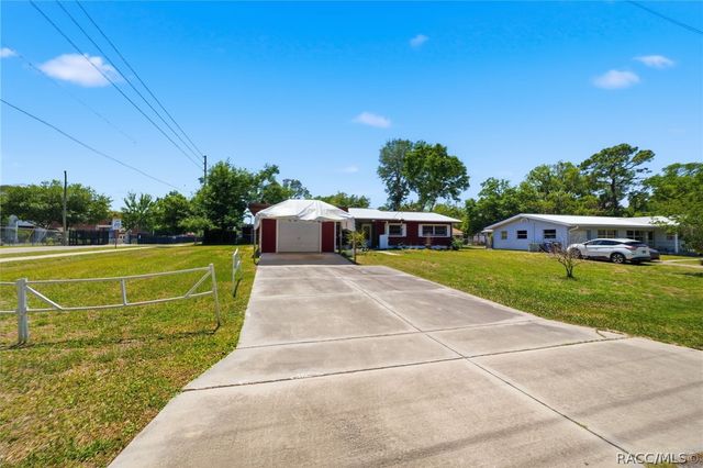 764 NE 13th Street, Crystal River, FL 34428