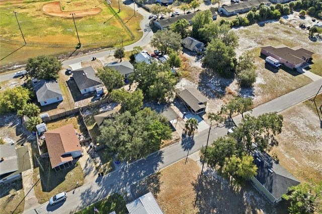 319 LETA STREET, Auburndale, FL 33823