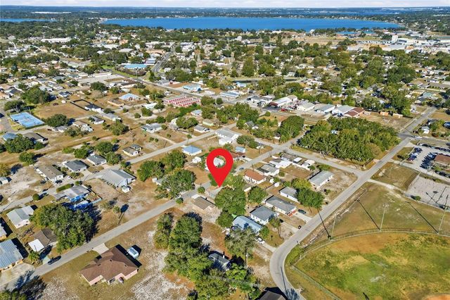 319 LETA STREET, Auburndale, FL 33823