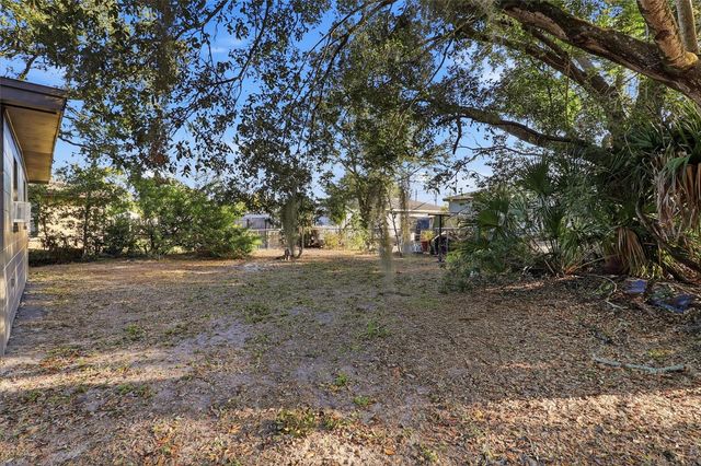 319 LETA STREET, Auburndale, FL 33823