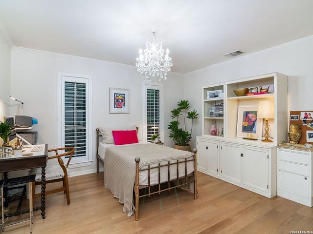 10106 N Manton Lane, San Antonio, TX 78213