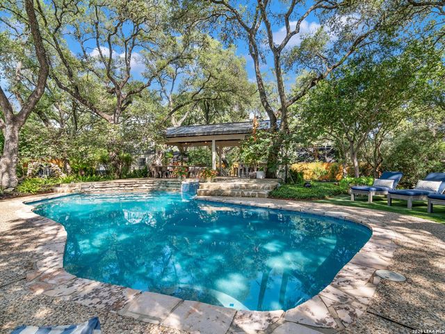 10106 N Manton Lane, San Antonio, TX 78213