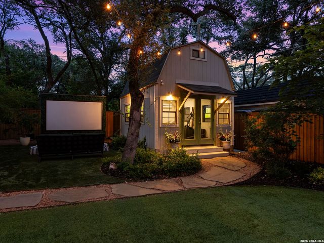 10106 N Manton Lane, San Antonio, TX 78213