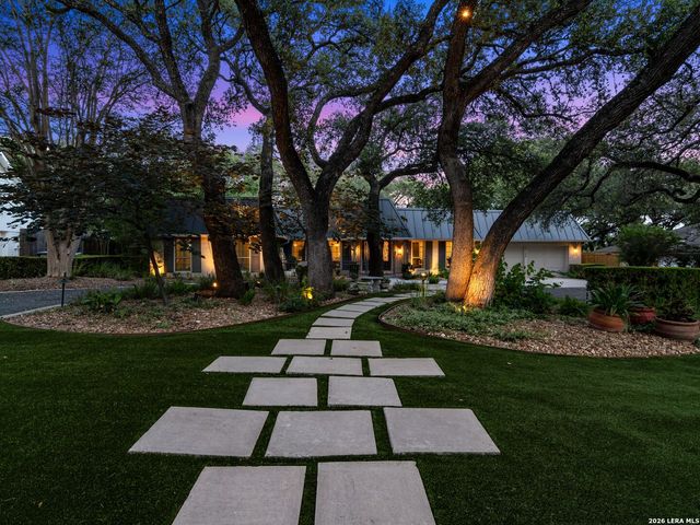 10106 N Manton Lane, San Antonio, TX 78213