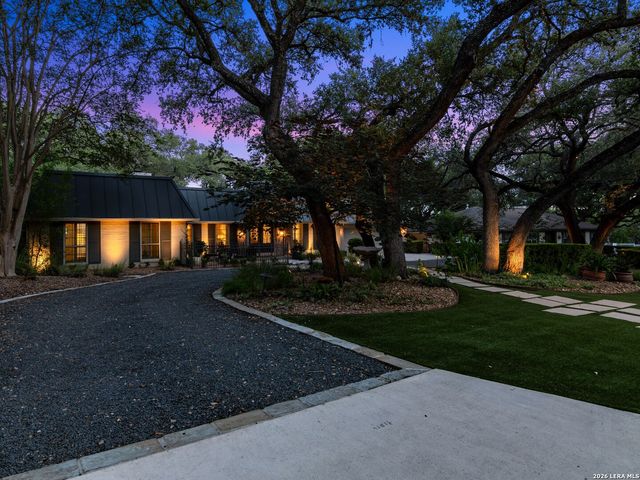 10106 N Manton Lane, San Antonio, TX 78213