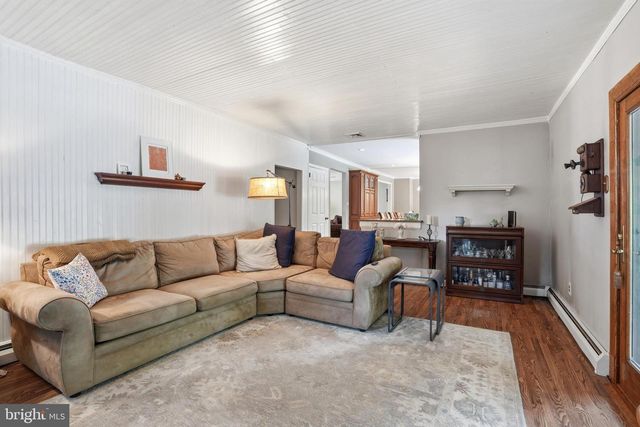 937 POWDERHORN DR, Lansdale, PA 19446