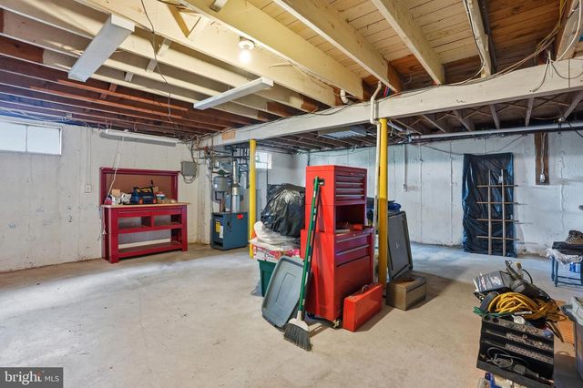 937 POWDERHORN DR, Lansdale, PA 19446