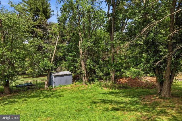 937 POWDERHORN DR, Lansdale, PA 19446