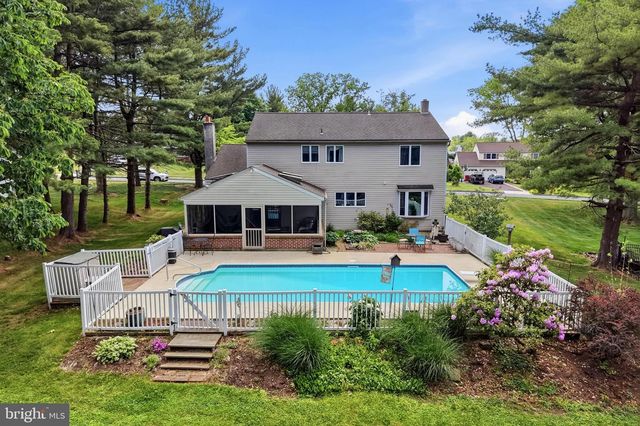 937 POWDERHORN DR, Lansdale, PA 19446