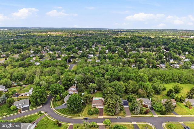 937 POWDERHORN DR, Lansdale, PA 19446