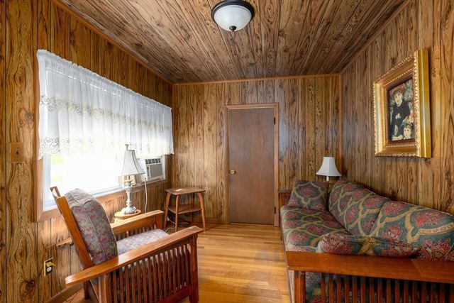 44 Zenith Drive, Worcester, MA 01602