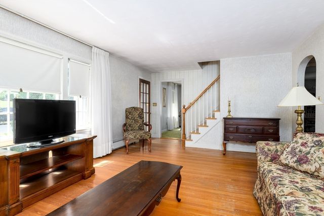 44 Zenith Drive, Worcester, MA 01602