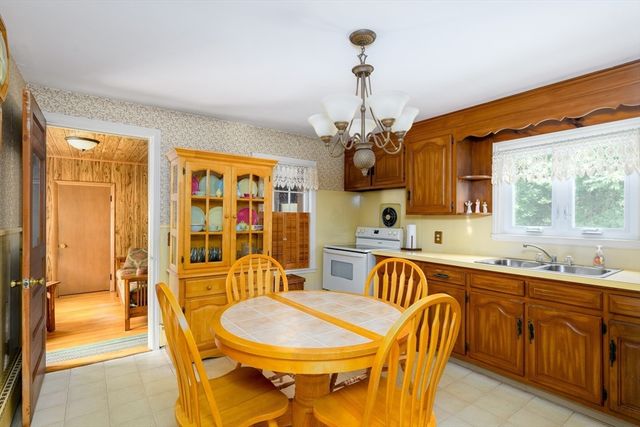 44 Zenith Drive, Worcester, MA 01602