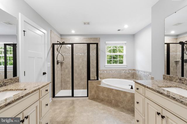 1 KNOB CREEK CT, Stafford, VA 22556