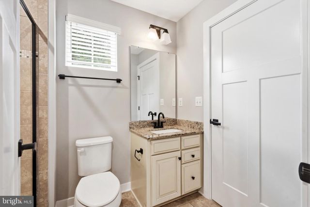 1 KNOB CREEK CT, Stafford, VA 22556