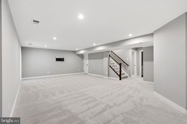 1 KNOB CREEK CT, Stafford, VA 22556
