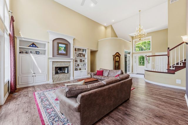 1722 W Kilgore Road, Kalamazoo City, MI 49008