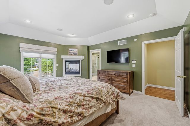 1722 W Kilgore Road, Kalamazoo City, MI 49008