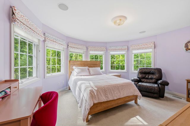 1722 W Kilgore Road, Kalamazoo City, MI 49008