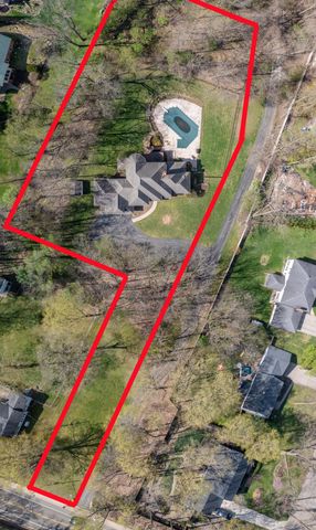 1722 W Kilgore Road, Kalamazoo City, MI 49008
