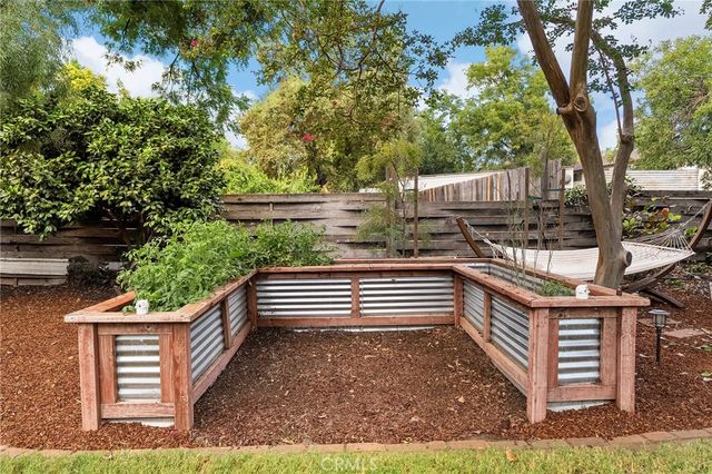 1528 Bidwell Drive, Chico, CA 95926