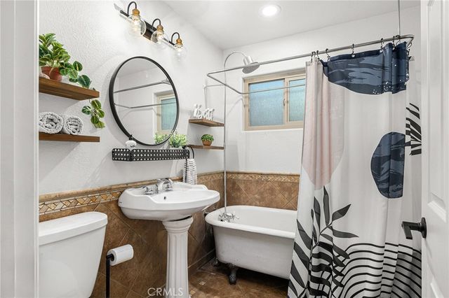 1528 Bidwell Drive, Chico, CA 95926