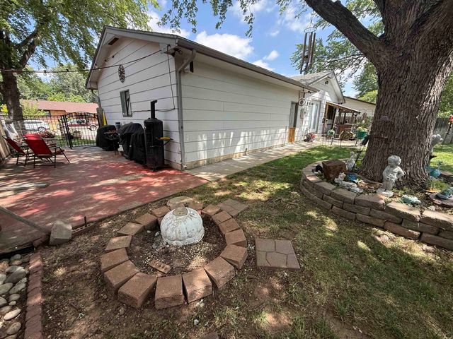 10313 W Esthner Ave, Wichita, KS 67209