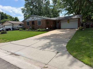 10313 W Esthner Ave, Wichita, KS 67209