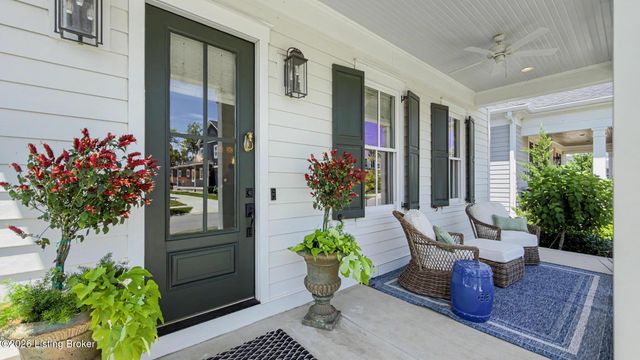 6115 Snapdragon Dr, Prospect, KY 40059