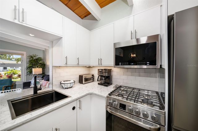 6334 MIDNIGHT PASS ROAD 41, Sarasota, FL 34242
