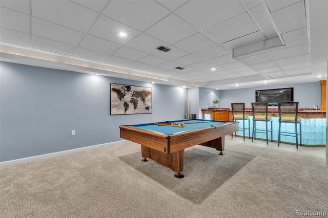 9035 Farmington Road, Livonia, MI 48150