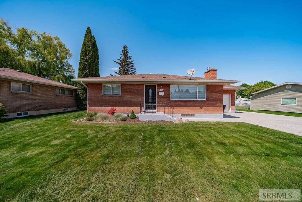 185 Spruce Street, Shelley, ID 83274