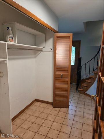 8124 Thornhurst Drive, North Royalton, OH 44133