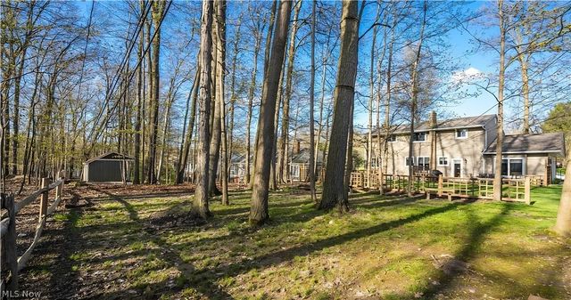 8124 Thornhurst Drive, North Royalton, OH 44133