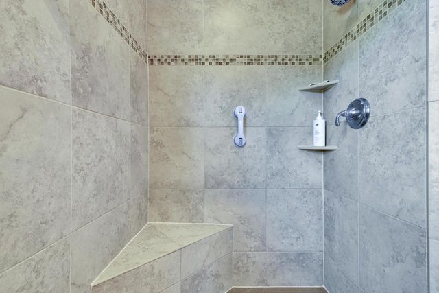 N109W20965 Mountbrooke DRIVE, Germantown, WI 53022