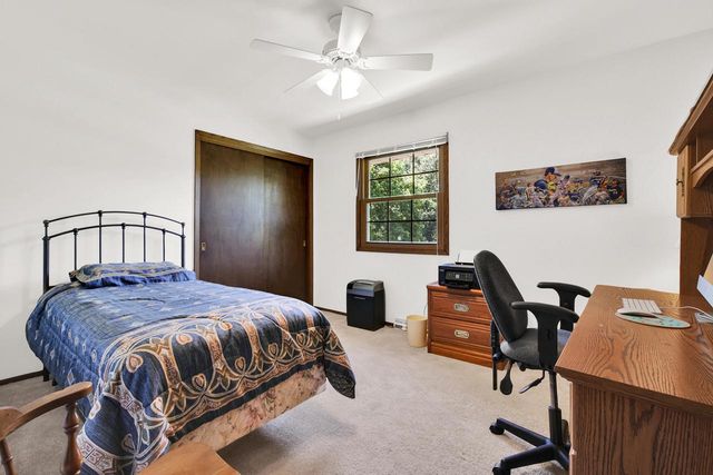 N109W20965 Mountbrooke DRIVE, Germantown, WI 53022