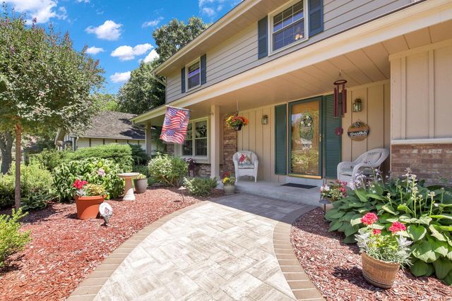 N109W20965 Mountbrooke DRIVE, Germantown, WI 53022