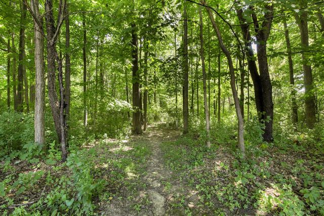 N109W20965 Mountbrooke DRIVE, Germantown, WI 53022