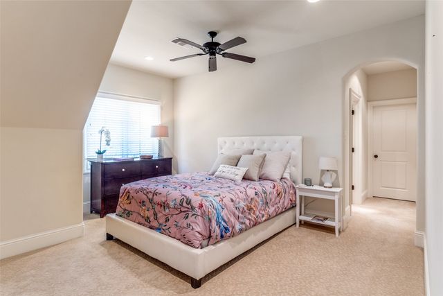 7419 Robin Road, Dallas, TX 75209