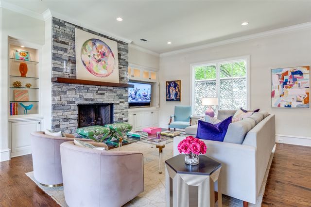 7419 Robin Road, Dallas, TX 75209