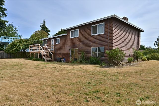 23031 19th Avenue S, Des Moines, WA 98198