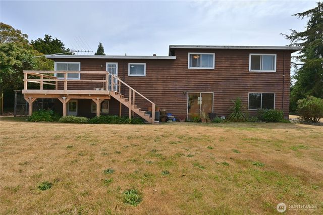 23031 19th Avenue S, Des Moines, WA 98198
