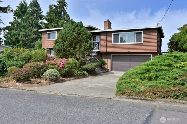 23031 19th Avenue S, Des Moines, WA 98198