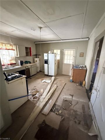 410 New Street, Kernersville, NC 27284