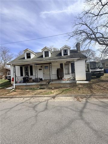 410 New Street, Kernersville, NC 27284