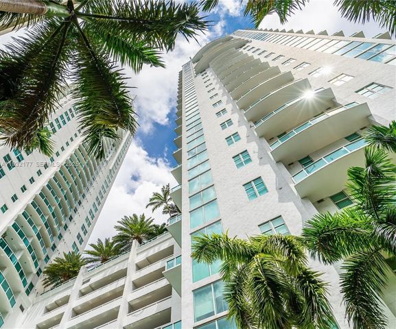 31 SE 5th St 1911, Miami, FL 33131