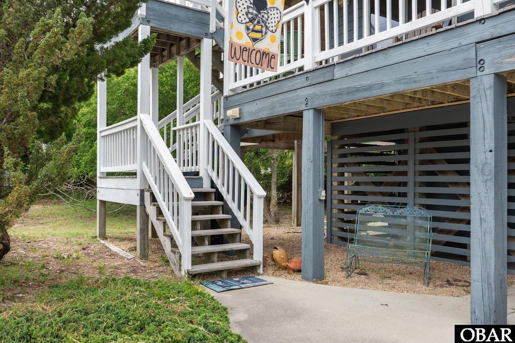 Image 58 of property listing at 120 Jay Crest Road Lot 12, Duck, NC 27949