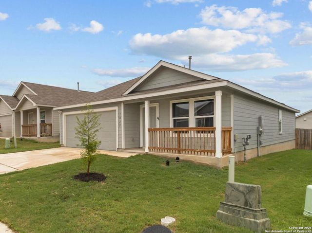 7022 Serf Pl, San Antonio, TX 78252