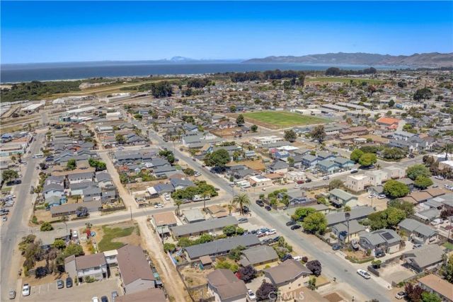 2130 Ocean Street, Oceano, CA 93445