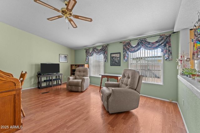 23723 W CANNON Drive, Congress, AZ 85332